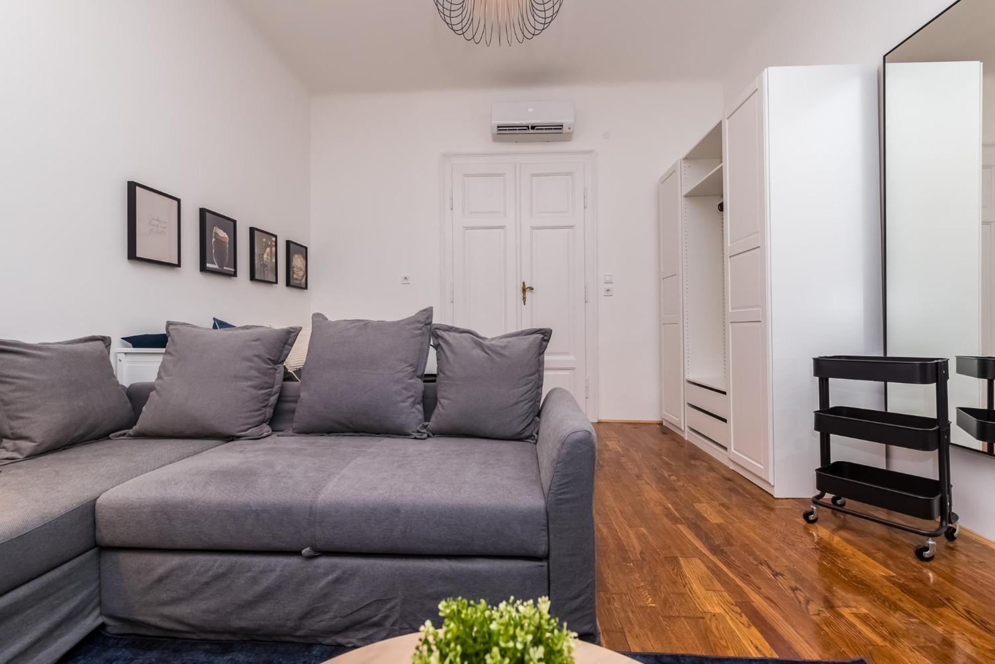 Appartamento Gozsdu Court Bismarck Budapest Esterno foto